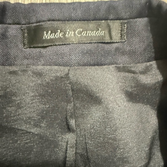 Classic Lauren Ralph Lauren Black
Blazer - Men's Size XL - Picture 5 of 7